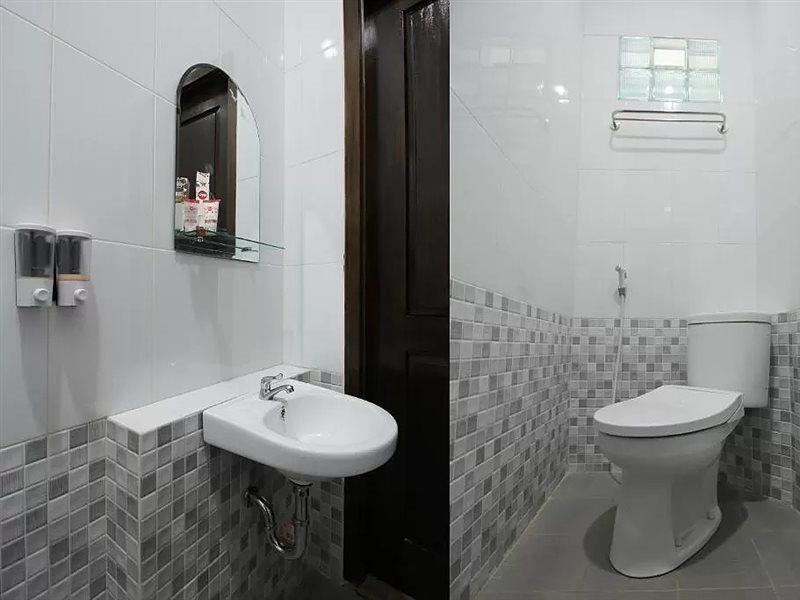 Oyo 572 Omah Gedongkuning Syariah Hotel